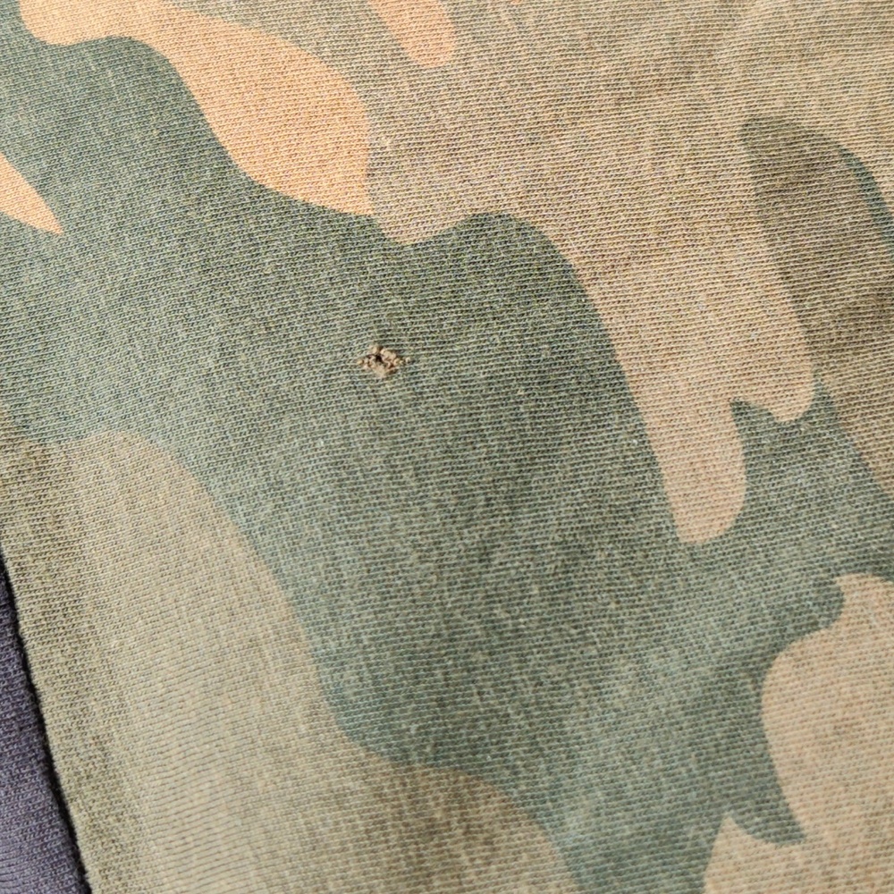 Partially Invisible Pocket Tee - Picture 4 of 5